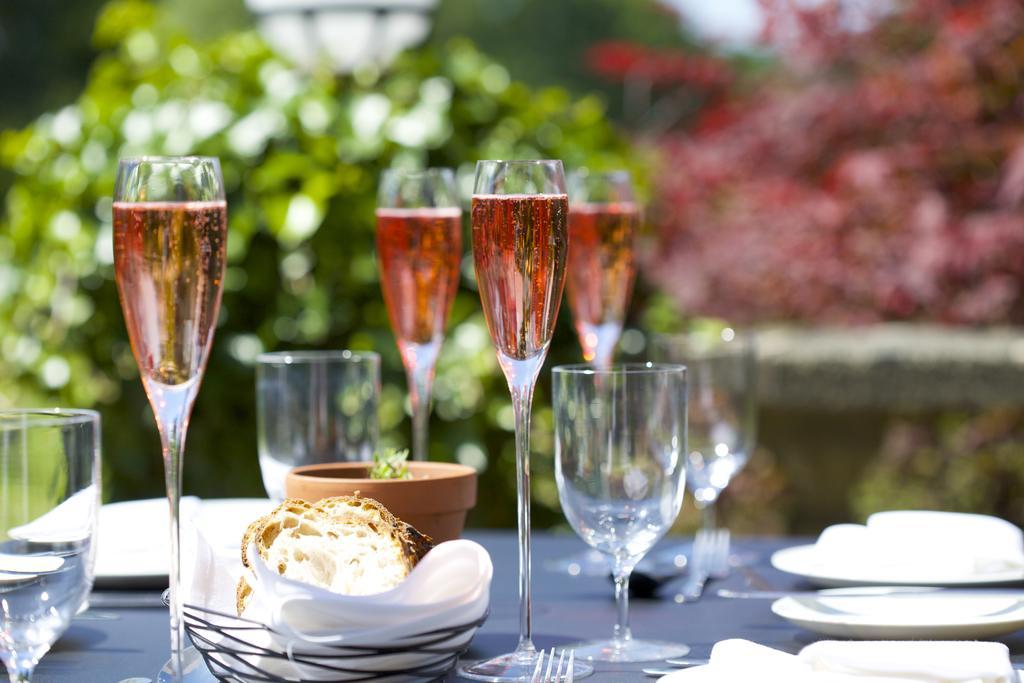 The Manor At Sway - Hotel, Restaurant And Gardens Exterior foto